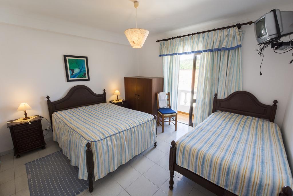 Guesthouse A Lareira Aljezur Luaran gambar
